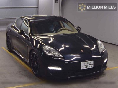 PORSCHE PANAMERA - 1