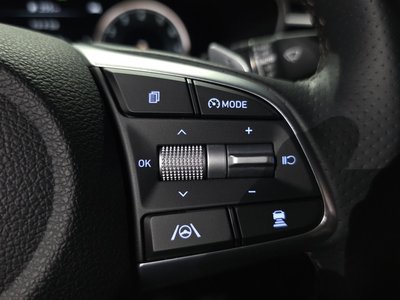 2022 Genesis THE NEW G70 thumbnail 17