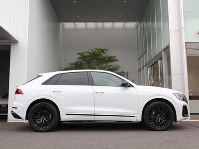 2024 AUDI Q8 photo 6