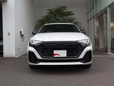 2024 AUDI Q8 photo 2