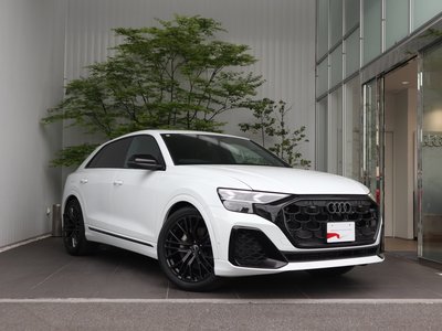 2024 AUDI Q8 photo 1