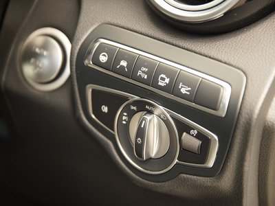 صورة مصغرة 28 لـ 2018 Mercedes-BENZ GLC AMG