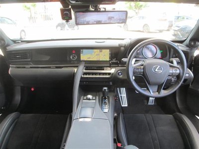 2017 Lexus LC 照片 37