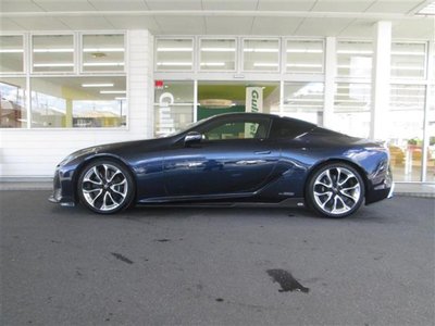 2017 Lexus LC 照片 30