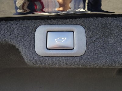 2019 Lexus LS — миниатюра 27