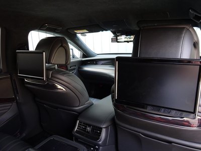 2019 Lexus LS — миниатюра 25
