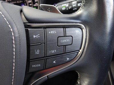 2019 Lexus LS — миниатюра 18