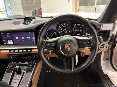 PORSCHE 911 - 9