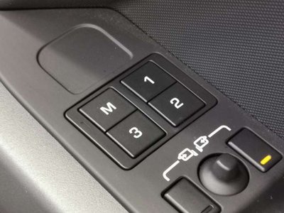 2023 LAND Rover DEFENDER 缩略图 16