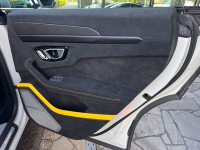 صورة مصغرة 66 لـ 2024 Lamborghini URUS