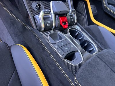 صورة مصغرة 49 لـ 2024 Lamborghini URUS
