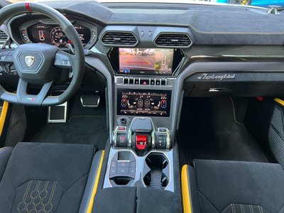 صورة مصغرة 71 لـ 2024 Lamborghini URUS