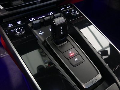 PORSCHE 911 - 7