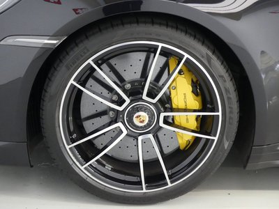 PORSCHE 911 - 8