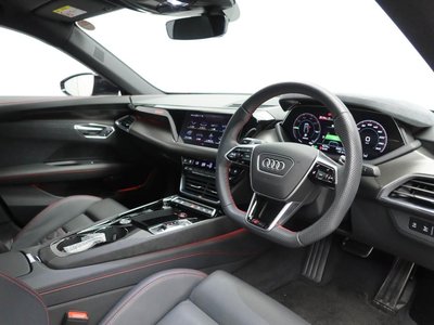 2024 AUDI RS E-TRON GT — фото 7