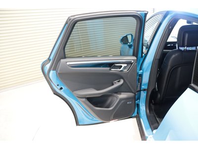 2022 Porsche MACAN — миниатюра 20