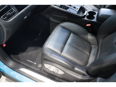 2022 Porsche MACAN — миниатюра 18