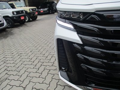 2024 Toyota VELLFIRE thumbnail 32