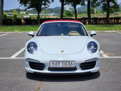 PORSCHE 911 - 6