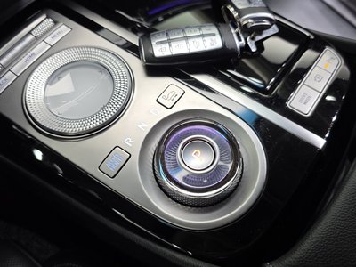 GENESIS G80 (RG3) - 9
