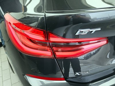 BMW 6 SERIES GT - 10