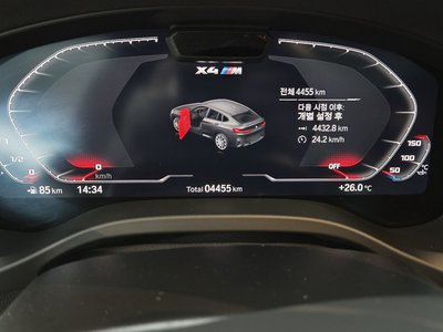 2025 BMW X4 M 照片 8