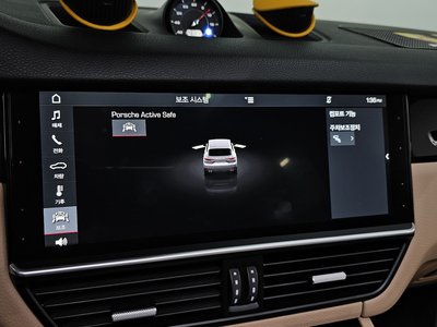 صورة مصغرة 16 لـ 2019 Porsche CAYENNE