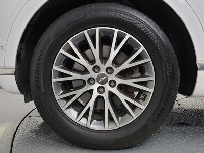 صورة 6 لـ 2021 Genesis GV80