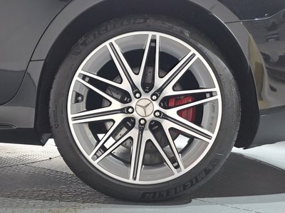 صورة 8 لـ 2023 Mercedes-BENZ GT AMG