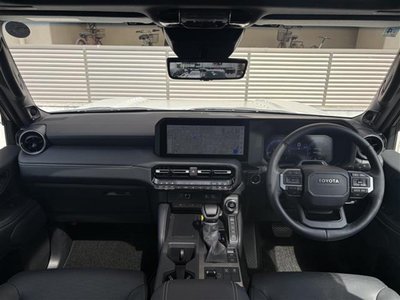 TOYOTA LAND CRUISER 250 - 8