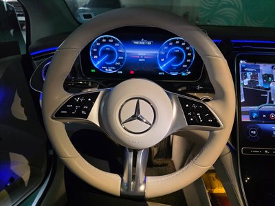 MERCEDES-BENZ EQE - 6