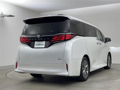 TOYOTA ALPHARD - 3