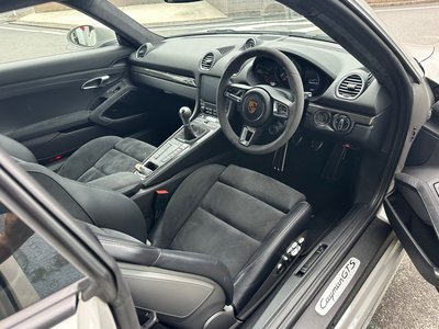 صورة 7 لـ 2021 Porsche 718