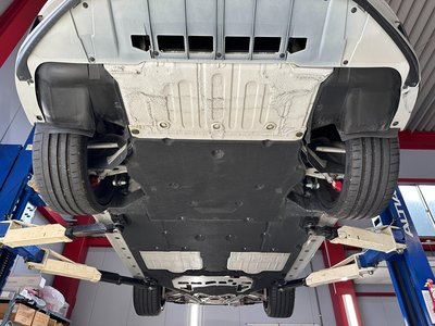 صورة 6 لـ 2021 Porsche 718