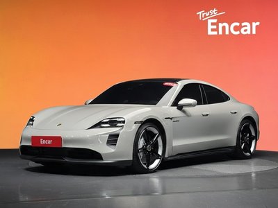 صورة 1 لـ 2024 Porsche TAYCAN