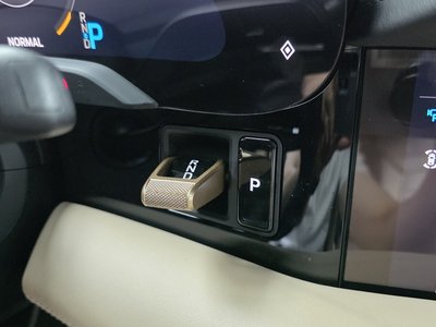 2024 Porsche TAYCAN 缩略图 26