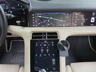 2024 Porsche TAYCAN 缩略图 19