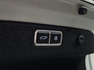 2021 Genesis THE NEW G70 — миниатюра 15