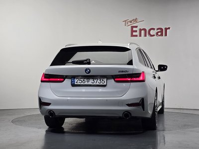 BMW 3 SERIES - 4