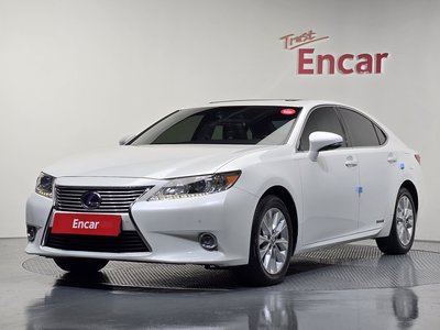 LEXUS NEW ES300H