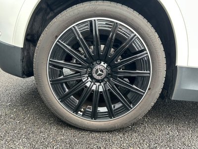 MERCEDES-BENZ GLA - 10