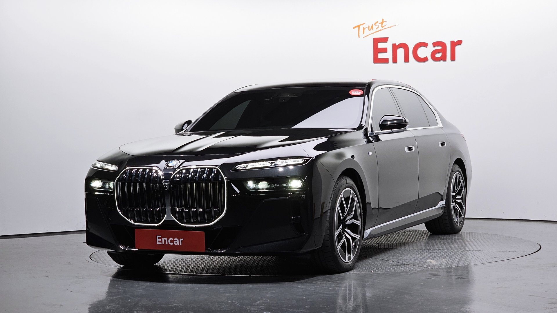 BMW 7 SERIES - View 1