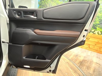 2024 Toyota LAND CRUISER 250 — миниатюра 28