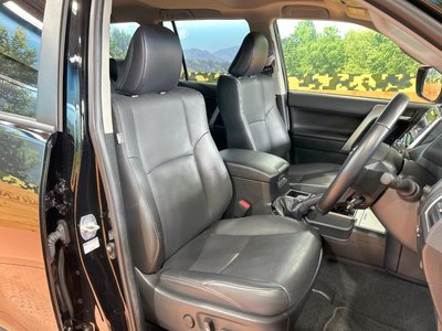 TOYOTA LAND CRUISER PRADO - 9