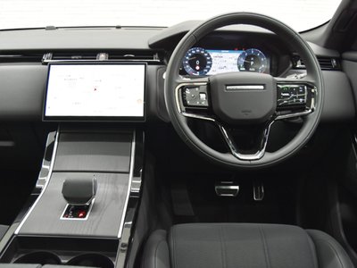 صورة 9 لـ 2025 LAND Rover RANGE ROVER VELAR