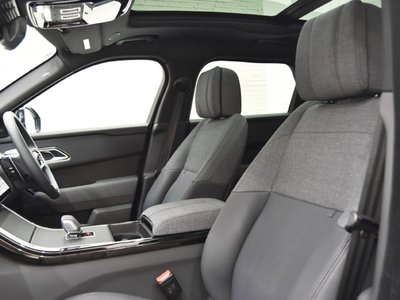صورة 7 لـ 2025 LAND Rover RANGE ROVER VELAR