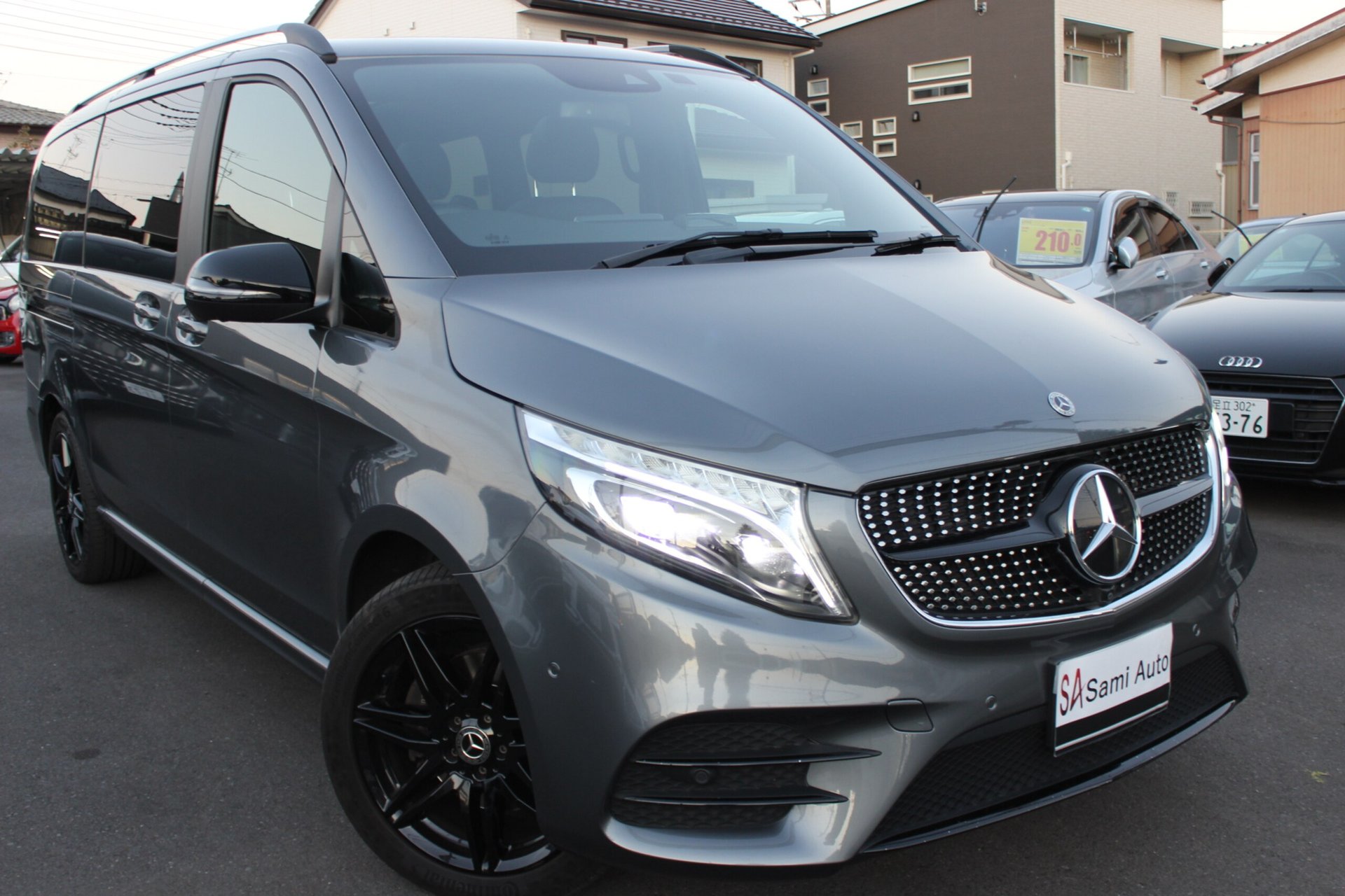 MERCEDES-BENZ V-CLASS - View 1