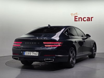 GENESIS G80 (RG3) - 4