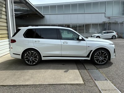 2025 BMW X7 — миниатюра 36