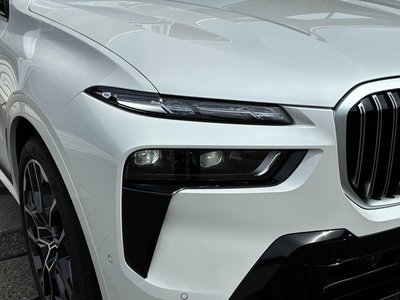 2025 BMW X7 — миниатюра 31